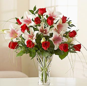 vase-rose7-lilies25.jpg
